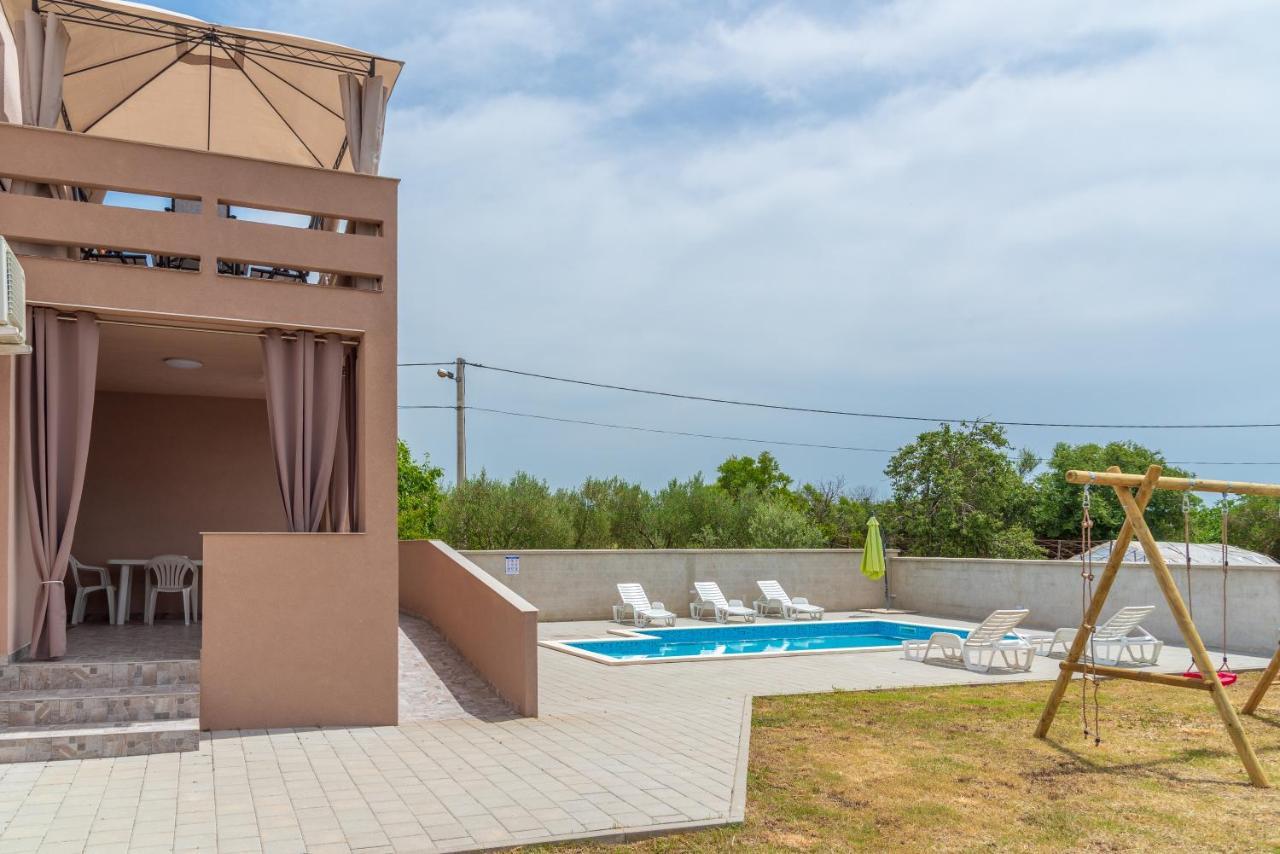 Apartmani Krzak Нін Екстер'єр фото