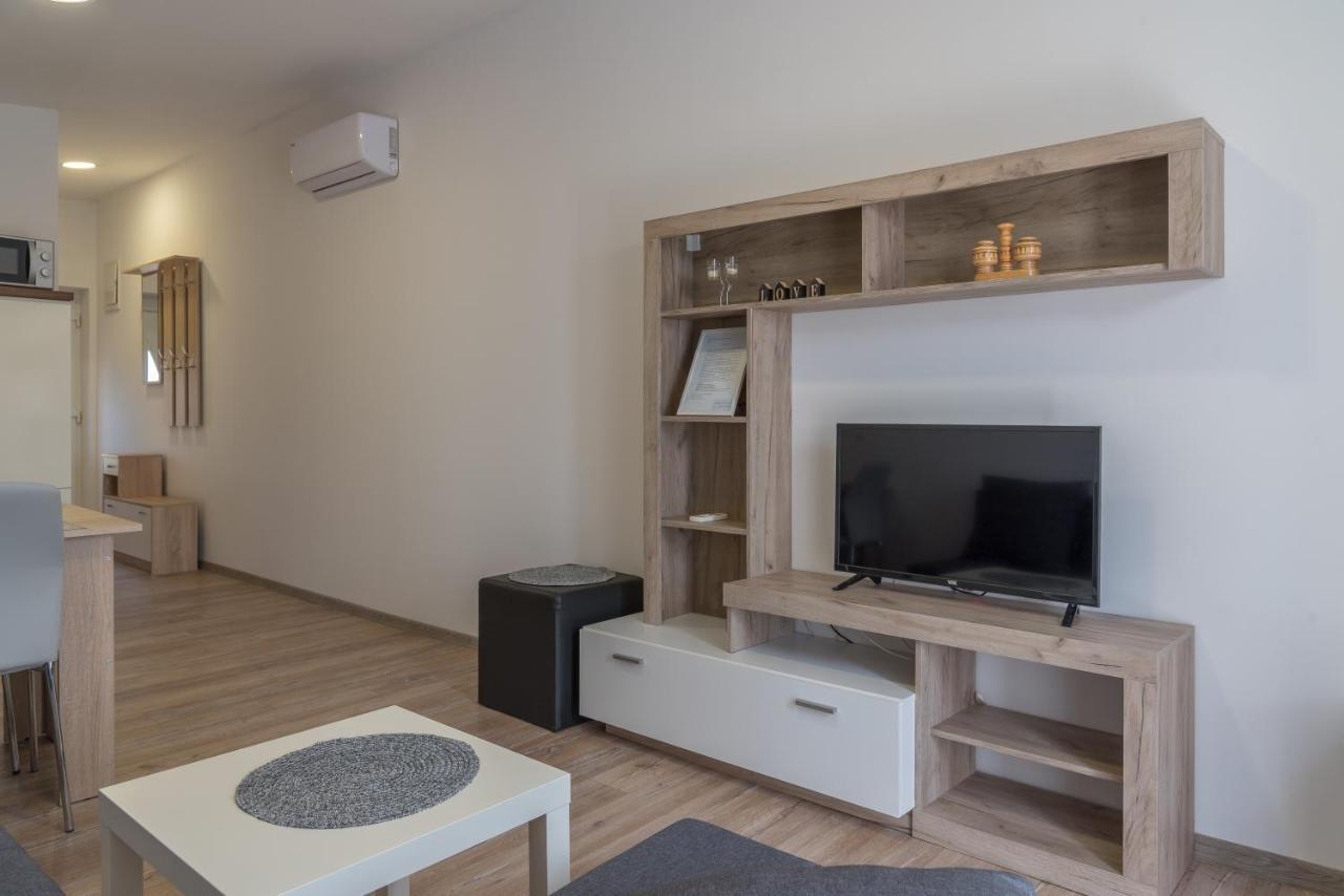 Apartmani Krzak Нін Екстер'єр фото