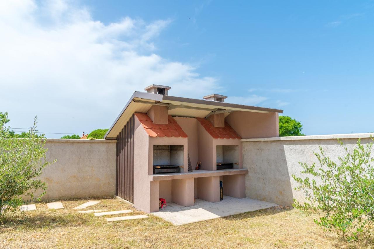 Apartmani Krzak Нін Екстер'єр фото