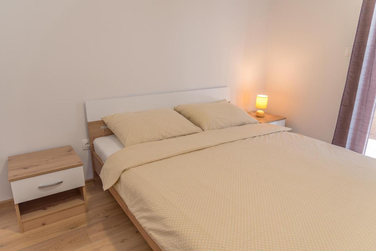 Apartmani Krzak Нін Екстер'єр фото