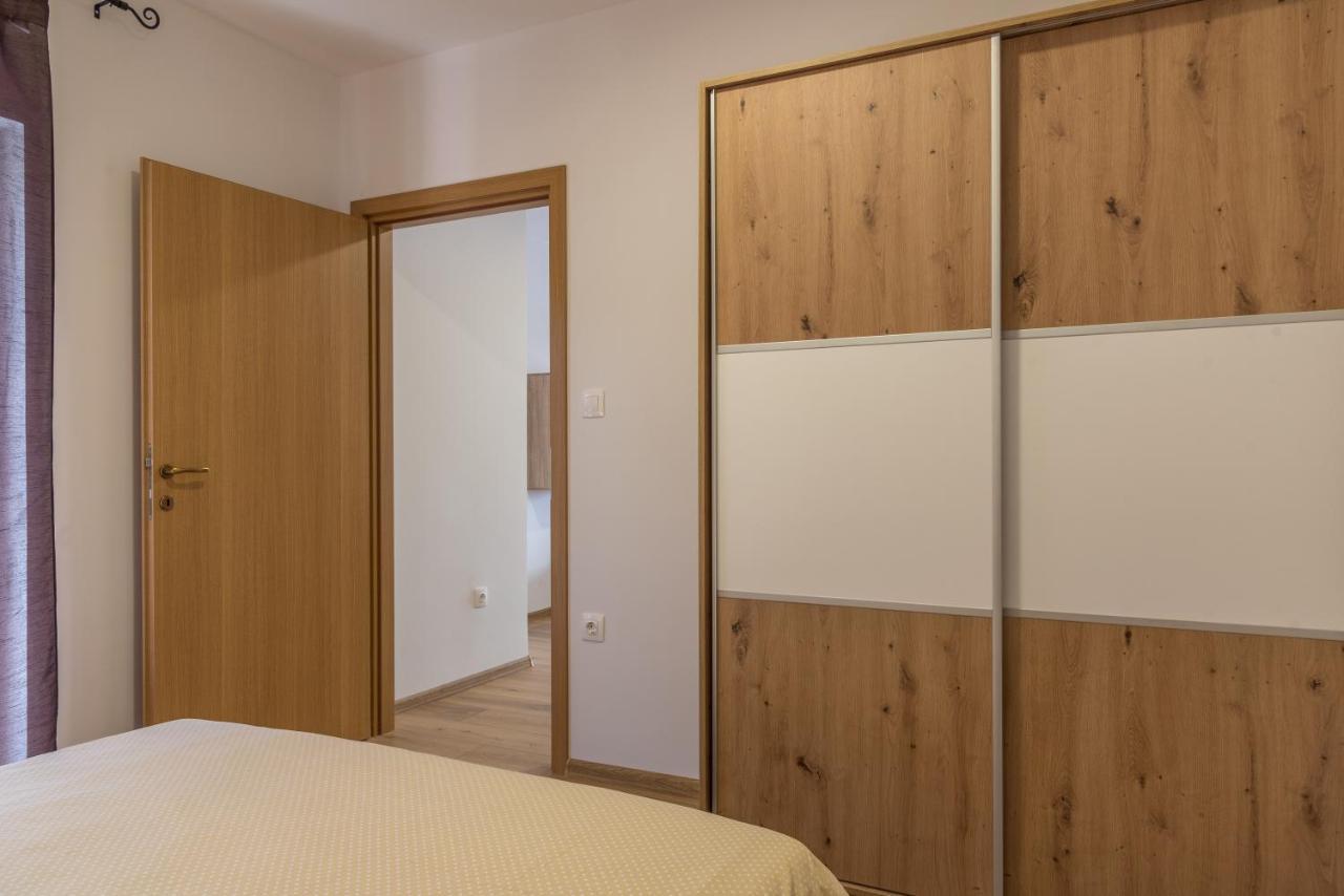 Apartmani Krzak Нін Екстер'єр фото