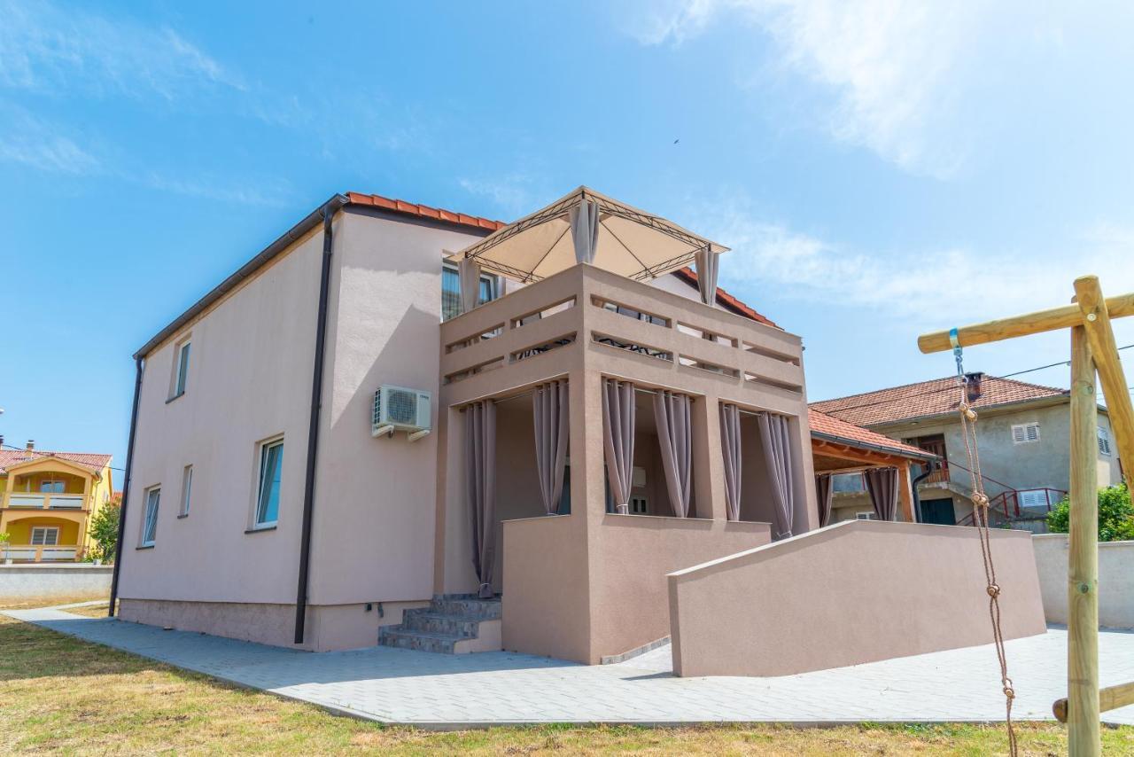 Apartmani Krzak Нін Екстер'єр фото