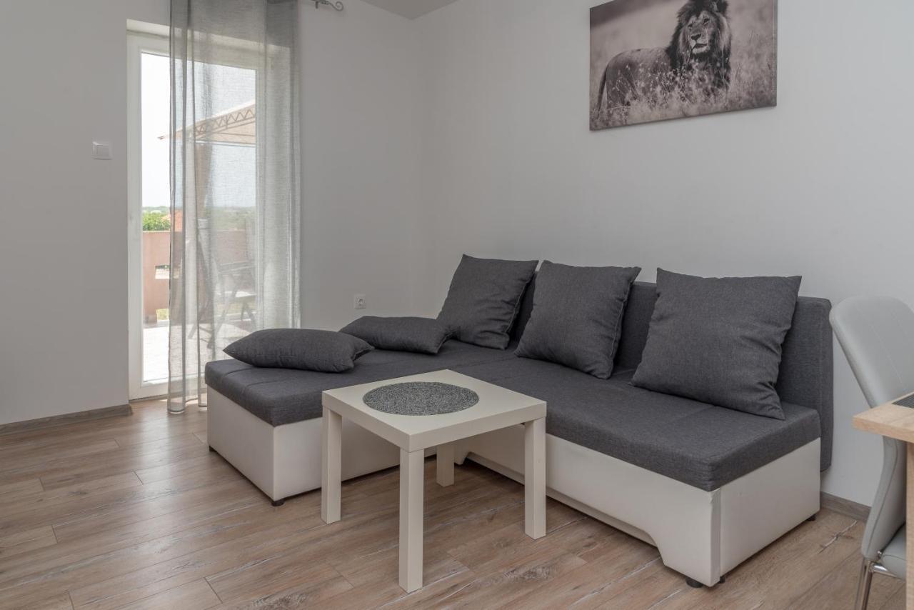 Apartmani Krzak Нін Екстер'єр фото